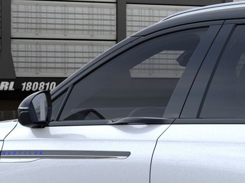 New 2026 Lincoln Nautilus Reserve AWD/4WD image 20