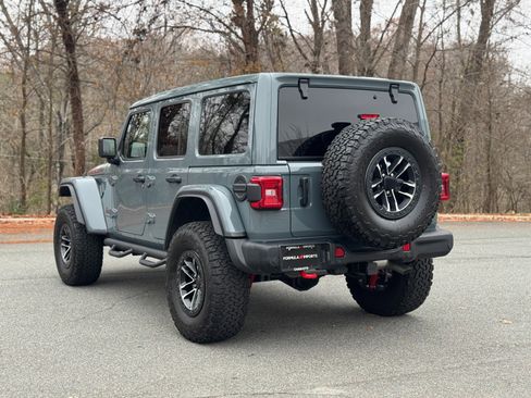 Used 2024 Jeep Wrangler Unlimited Rubicon image 8