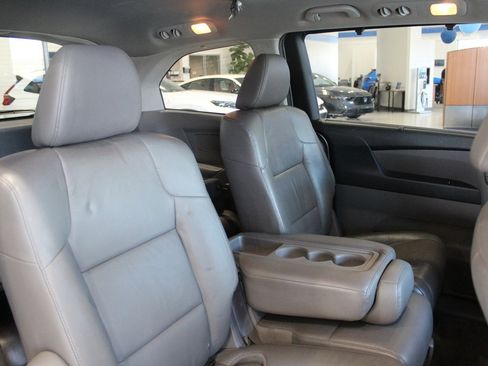 Used 2012 Honda Odyssey EX-L image 21
