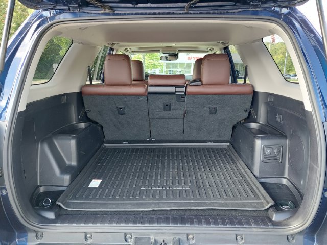Used 2020 Toyota 4Runner Limited AWD/4WD image 35