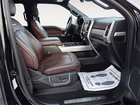 Used 2017 Ford F350 Platinum w/ Platinum Ultimate Package image 15