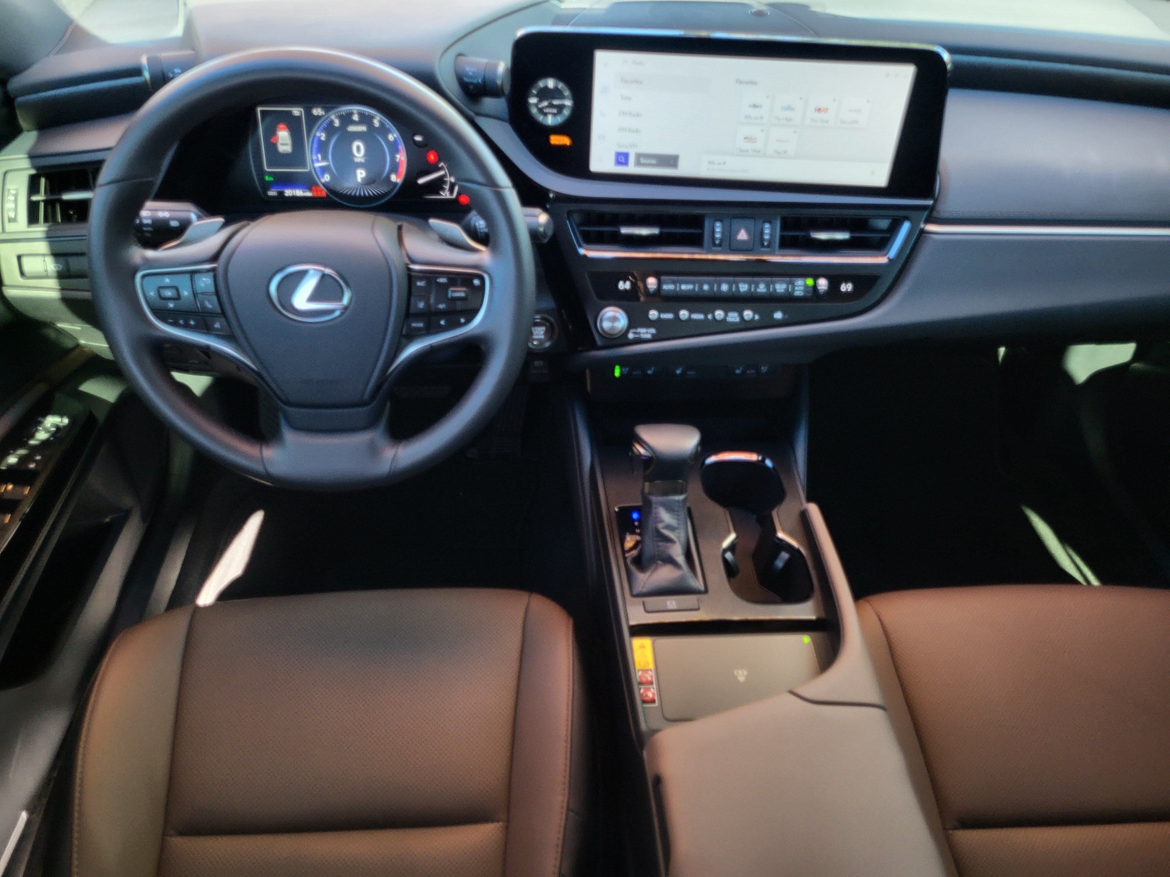 Used 2025 Lexus ES 350 w/ Premium Package FWD image 22