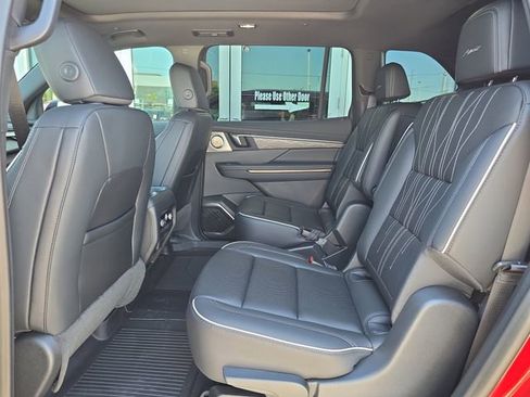 New 2026 Buick Enclave Avenir w/ Super Cruise Package AWD/4WD image 15
