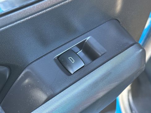 Used 2023 Chevrolet Colorado Z71 w/ Z71 Convenience Package 2 image 31