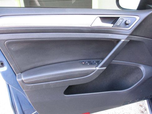 Used 2017 Volkswagen Golf Alltrack SE image 29