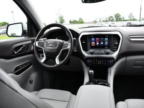 Used 2017 GMC Acadia SLT AWD/4WD image 27