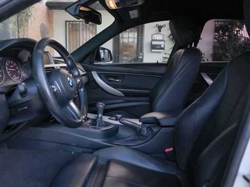 Used 2015 BMW 320i Sedan RWD image 13