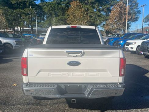 Used 2018 Ford F150 Lariat image 6