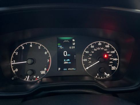 Used 2023 Toyota Corolla SE FWD image 7