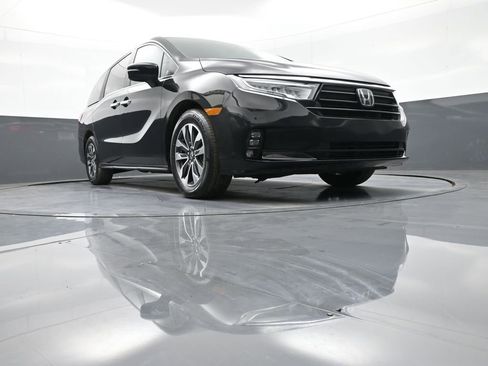 Used 2024 Honda Odyssey EX-L image 30