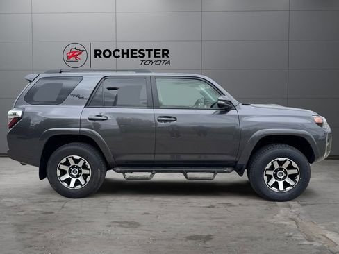 Certified 2020 Toyota 4Runner TRD Off-Road Premium w/ Moonroof Package AWD/4WD image 32