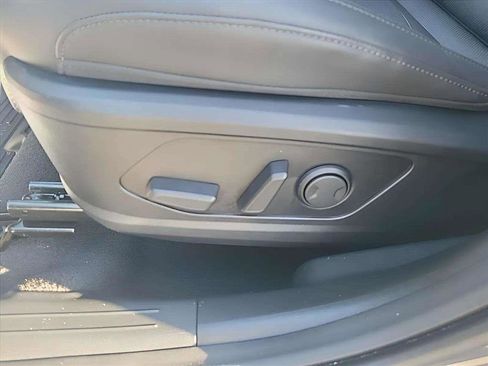 Used 2025 Hyundai Tucson SEL image 16