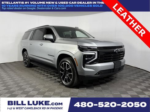 Used 2025 Chevrolet Suburban RST image 1