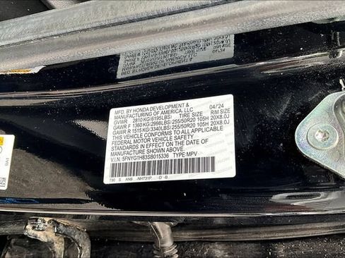 Used 2025 Honda Pilot Elite image 18