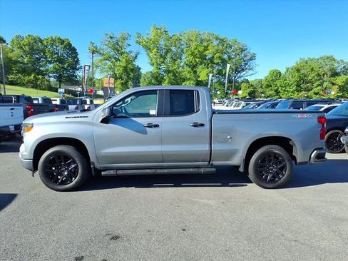 Used 2025 Chevrolet Silverado 1500 Custom w/ Rally Edition AWD/4WD image 7