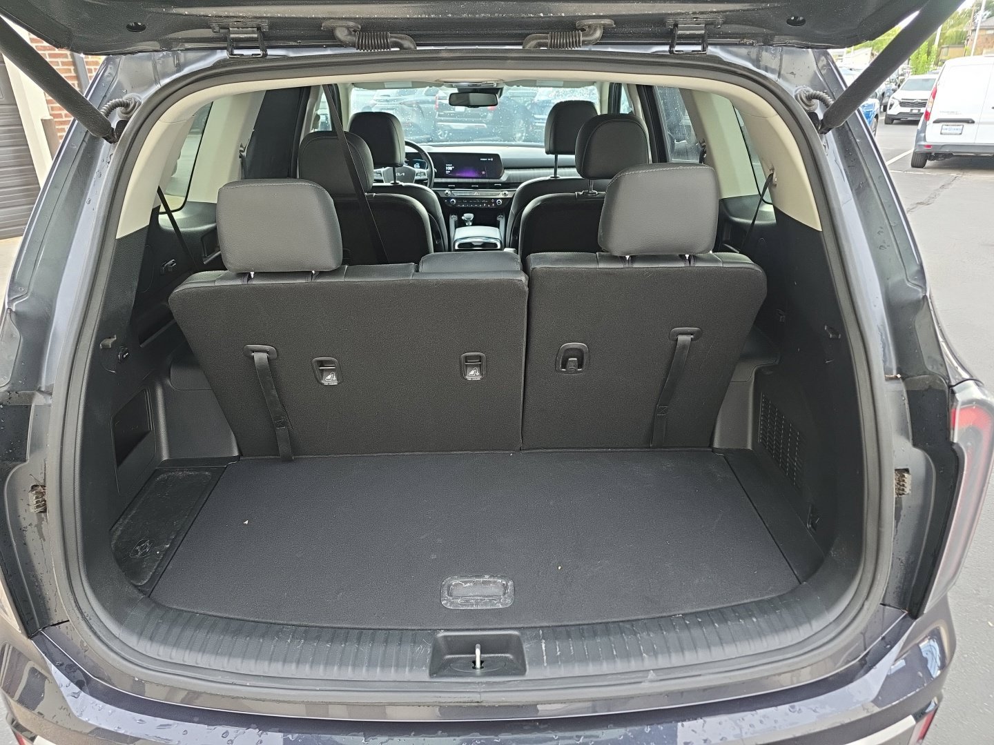 Used 2025 Kia Telluride EX w/ EX Captain's Chair Package AWD/4WD image 28