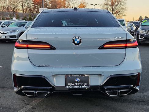 Certified 2024 BMW 760i xDrive 760i xDrive image 5