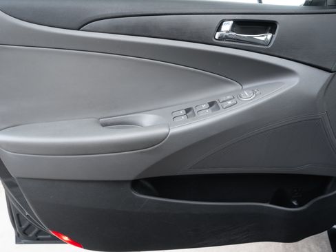 Used 2012 Hyundai Sonata GLS w/ Popular Equipment Pkg image 17