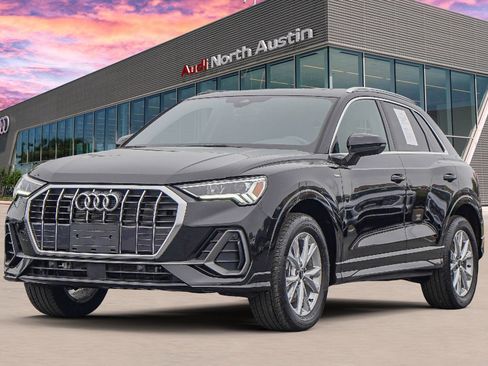 Certified 2025 Audi Q3 2.0T Premium w/ Convenience Package image 6