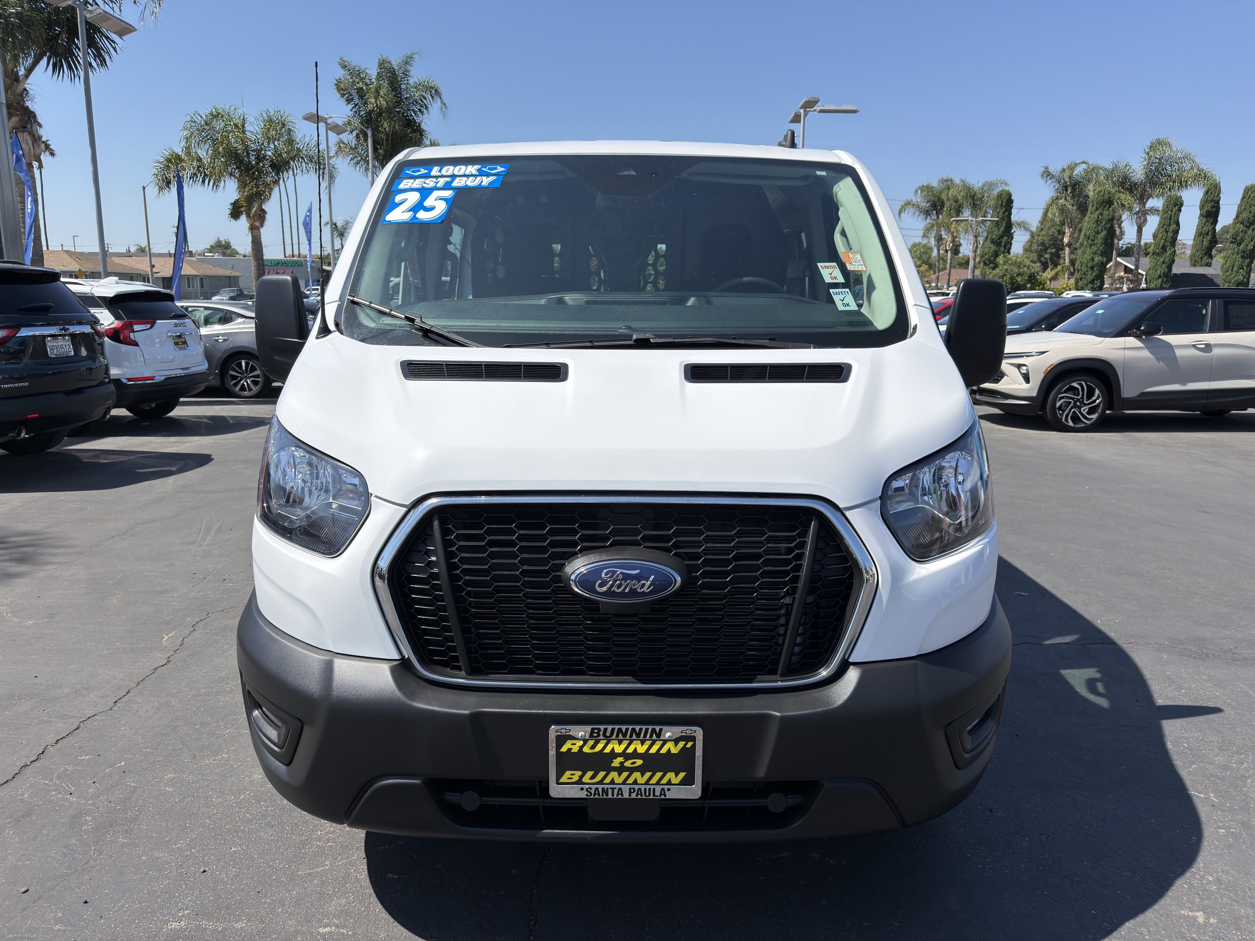 Used 2025 Ford Transit 250 Low Roof w/ Exterior Upgrade Package RWD image 3