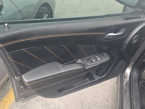 Used 2022 Dodge Charger Scat Pack RWD image 11