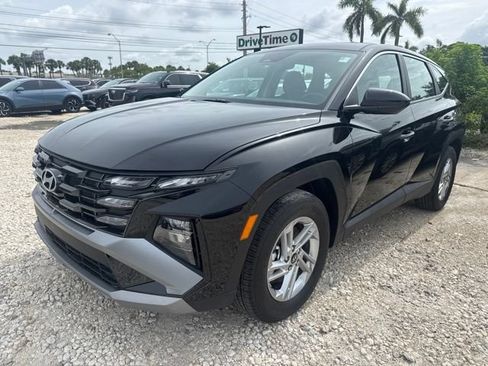 Used 2026 Hyundai Tucson SE FWD image 1