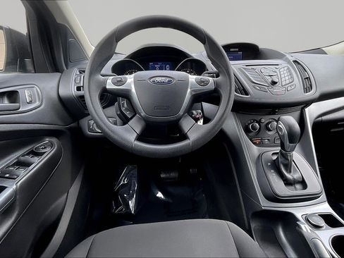 Used 2015 Ford Escape S image 8