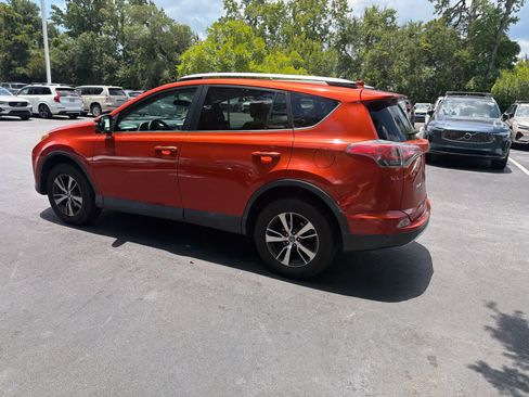Used 2016 Toyota RAV4 XLE FWD image 10