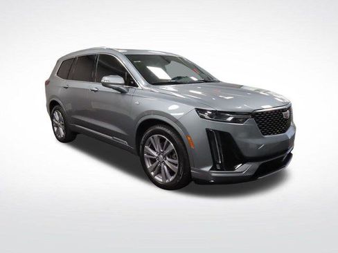 Certified 2023 Cadillac XT6 Premium Luxury FWD image 29