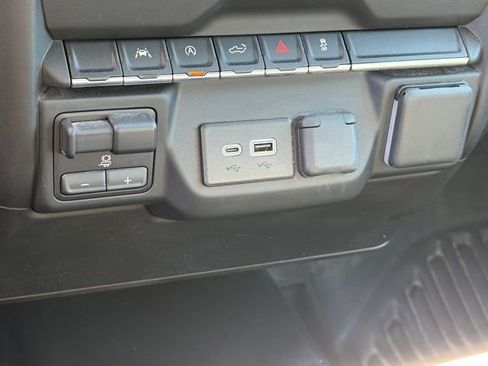 Used 2024 GMC Sierra 1500 Pro w/ Trailering Package image 18