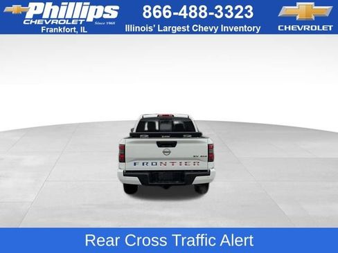 Used 2024 Nissan Frontier SV w/ SV Convenience Package image 9