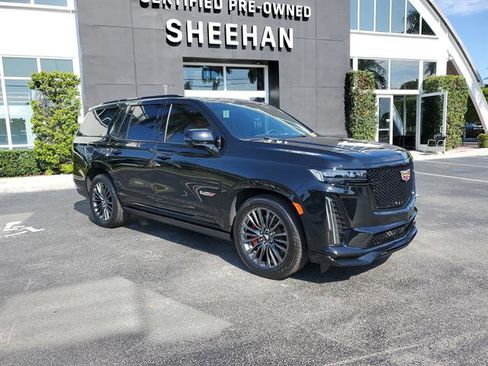 Certified 2023 Cadillac Escalade V AWD/4WD image 25