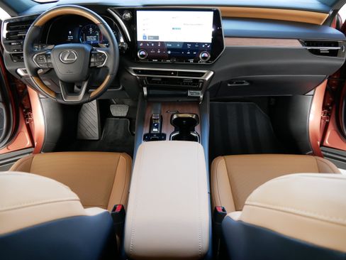 Used 2025 Lexus RX 350 FWD image 26