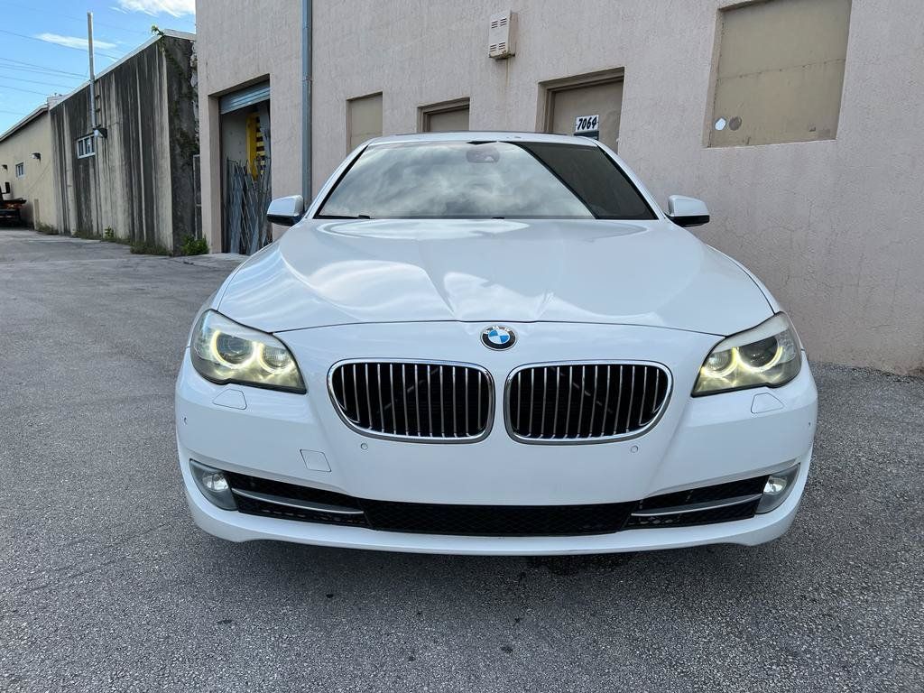 Used 2012 BMW 528i Sedan RWD image 11