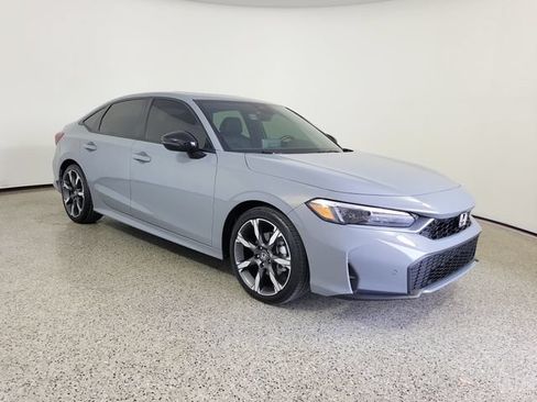Used 2025 Honda Civic Sport image 4
