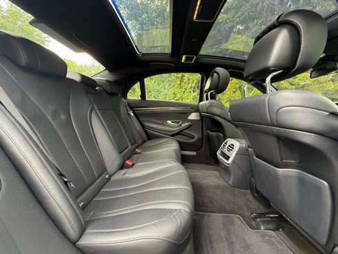 Used 2017 Mercedes-Benz S 550 4MATIC Sedan image 18