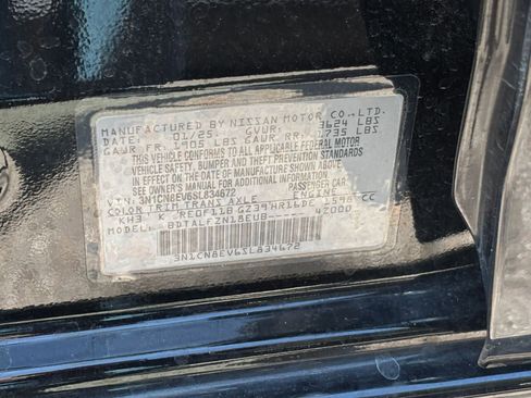 Used 2025 Nissan Versa SV FWD image 28