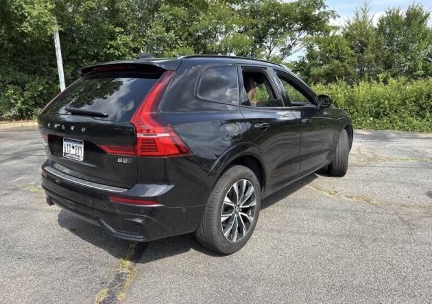 Certified 2025 Volvo XC60 B5 Plus AWD/4WD image 3