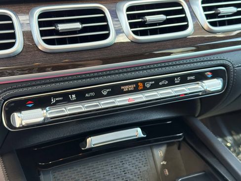 Used 2025 Mercedes-Benz GLE 53 AMG GLE 53 AMG image 47