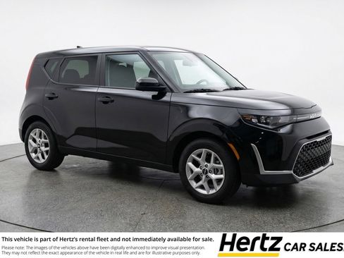 Used 2025 Kia Soul LX w/ LX Technology Package image 1