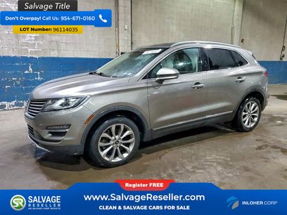 Used 2017 Lincoln MKC Select w/ Lincoln MKC Climate Package