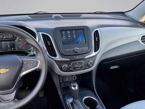 Used 2018 Chevrolet Equinox LS FWD image 7