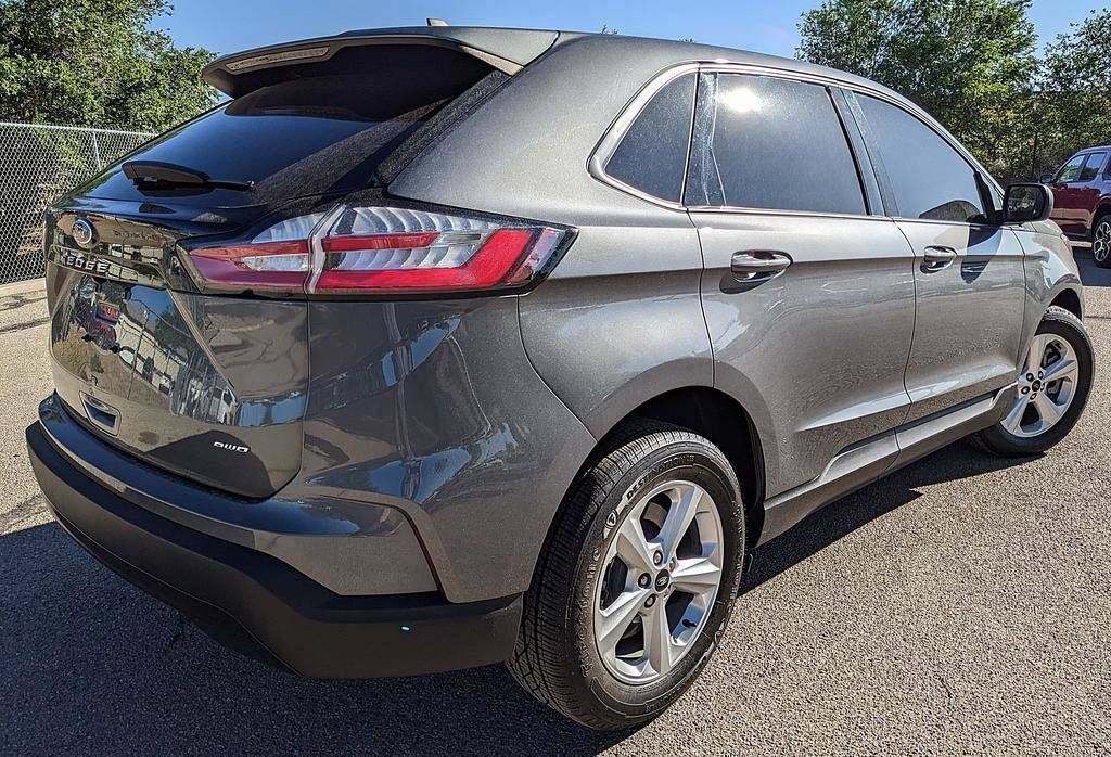 Used 2023 Ford Edge SE AWD/4WD image 3