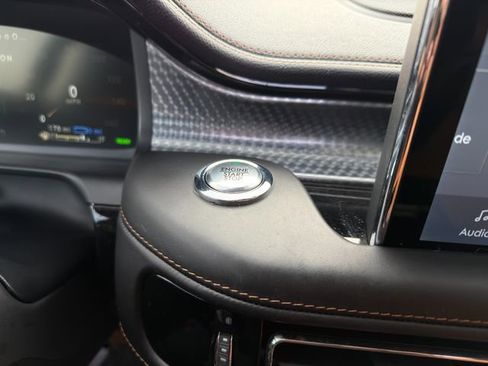 Used 2023 Lincoln Aviator Black Label Grand Touring image 46