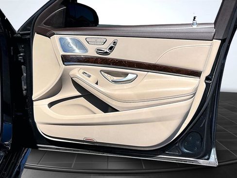 Used 2019 Mercedes-Benz S 560 S560 image 28