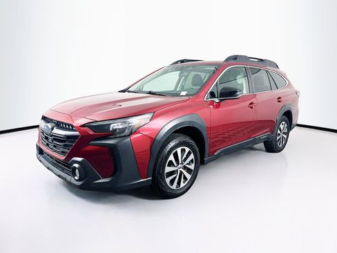 Used 2025 Subaru Outback Premium AWD/4WD image 3