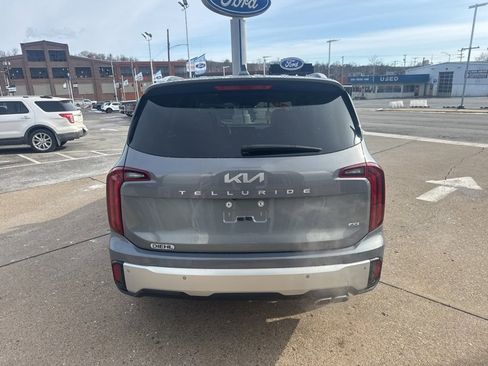 Used 2024 Kia Telluride S w/ S Sunroof Package image 6