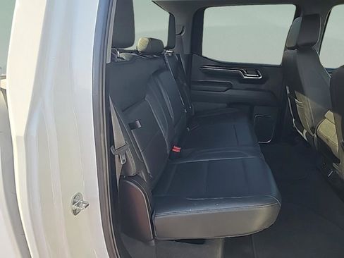 Used 2024 GMC Sierra 1500 SLT image 35