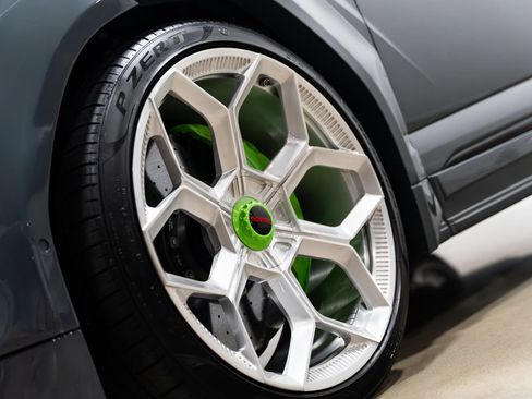 Used 2023 Lamborghini Urus S AWD/4WD image 2