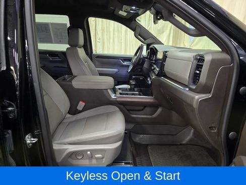 Used 2023 GMC Sierra 1500 SLT w/ SLT Premium Package AWD/4WD image 33